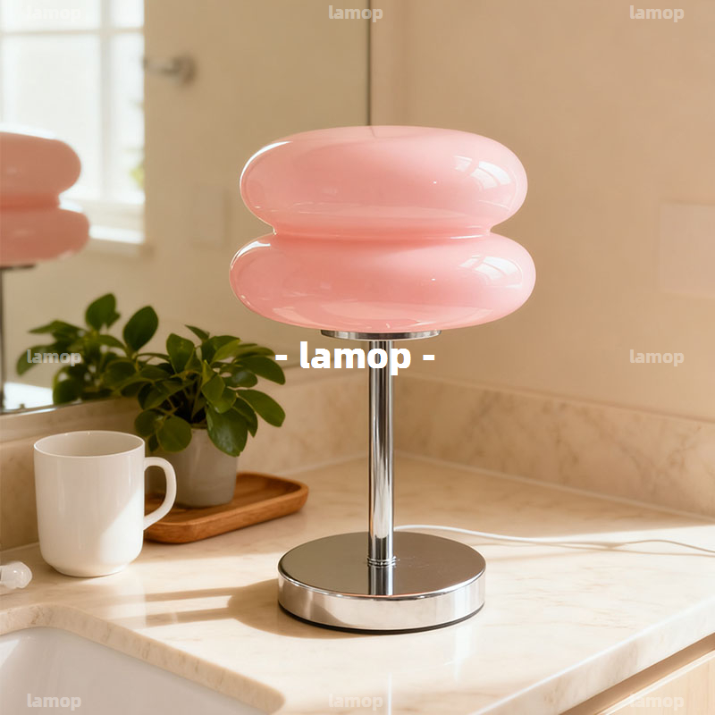 Lighting Decoration In Bedroom - Lampe de chevet rétro crème, style